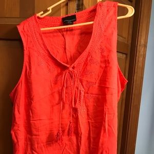 Never worn crepey tank